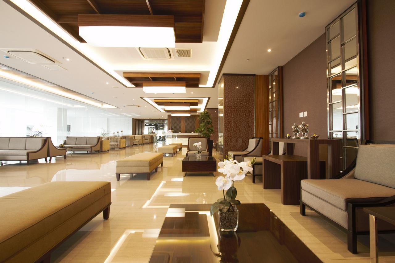 Tugu Tara Hotel Yogyakarta מראה חיצוני תמונה