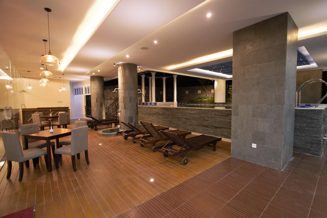 Tugu Tara Hotel Yogyakarta מראה חיצוני תמונה